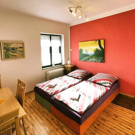 Πανσιόν Nemilek Kolinec